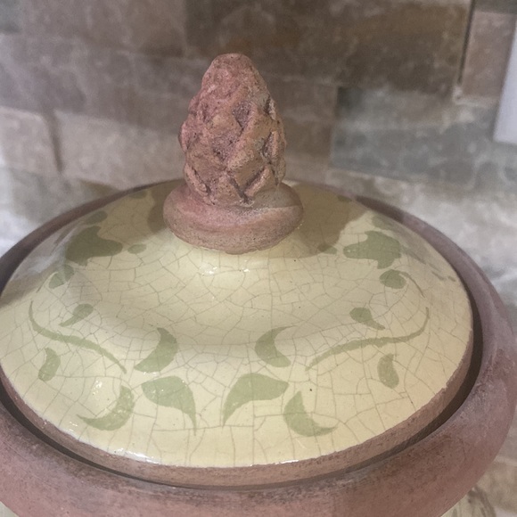 Clay pottery urns - Picture 2 of 10